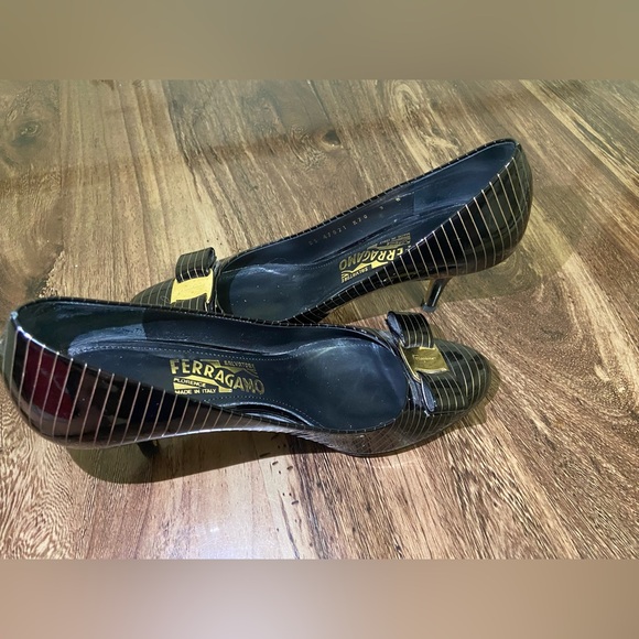 Ferragamo heels - Picture 3 of 14